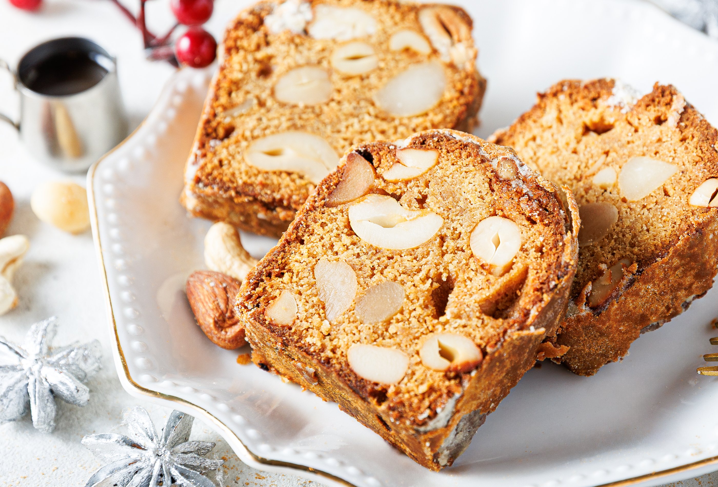 皆さまに支えられて3年～新作の特別な栗のシュトーレンも。専門店が