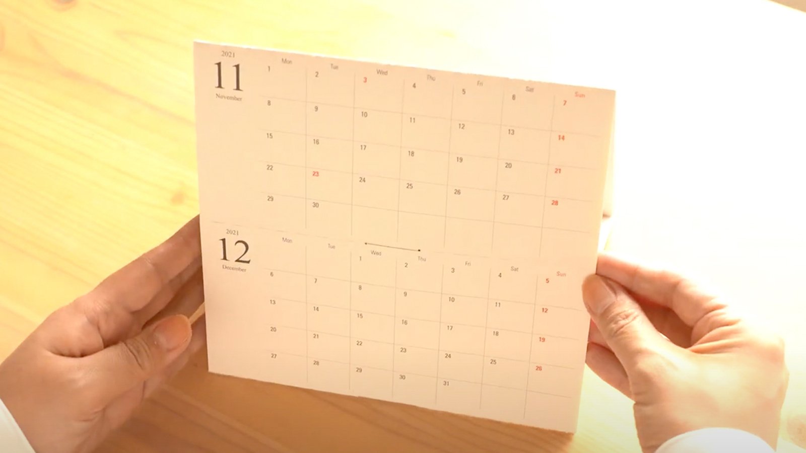 2025年版先行発売】2つの特許技術採用で究極に便利すぎる卓上