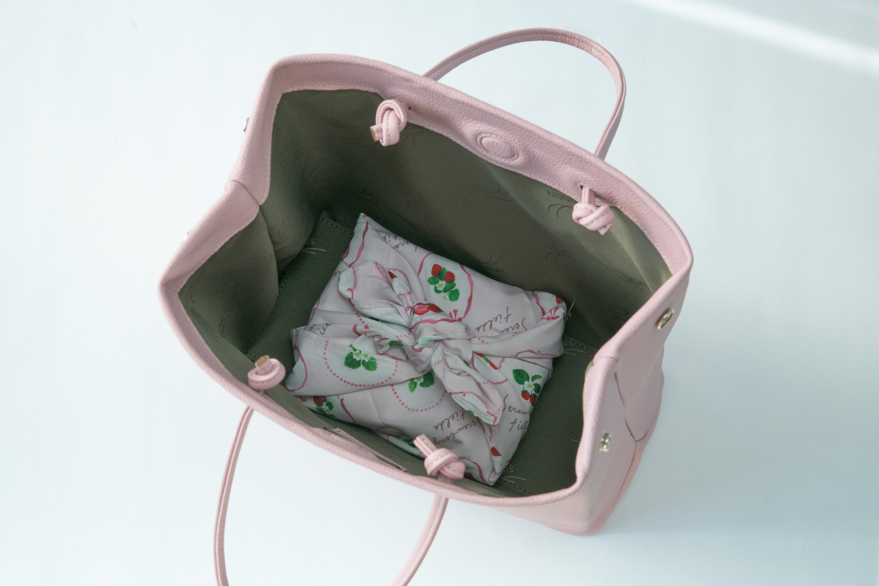 未使用品　大人革袋小　パステル 可愛くて上品！革職人がパステルカラーの本革で作る「大人革袋