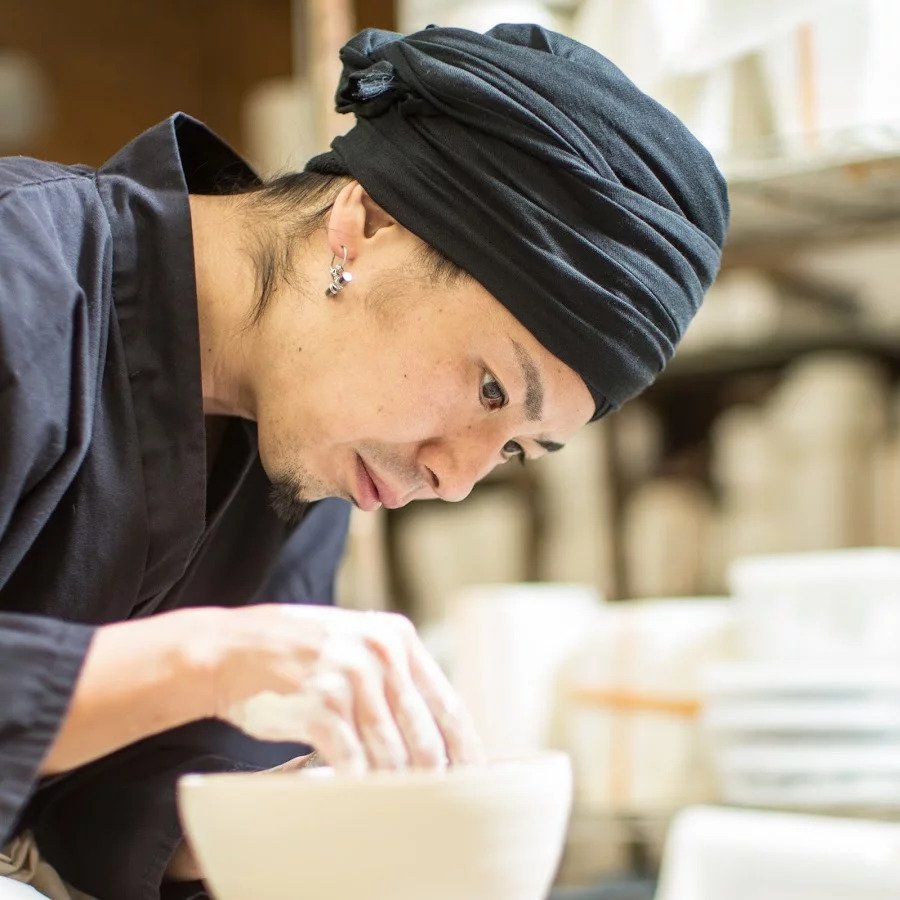 陶芸家 青木良太がお届けする、20年の試作と研究が形になった料理を