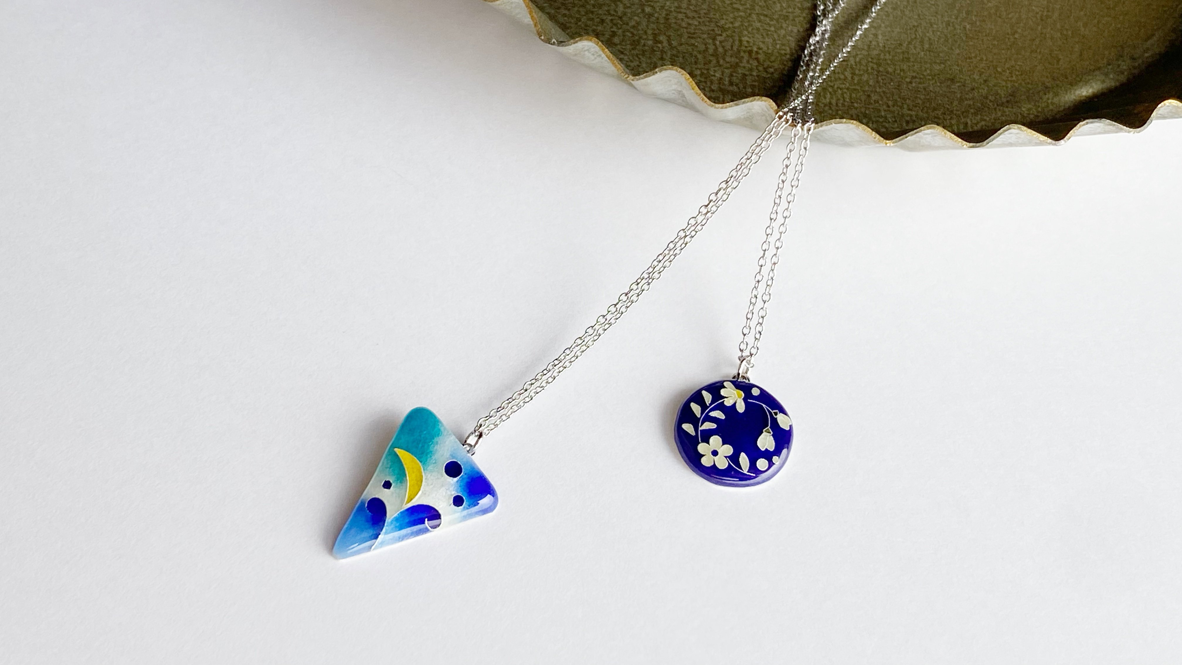 明治から受け継がれる伝統工芸×職人女子 2023年を彩る干支とお花の