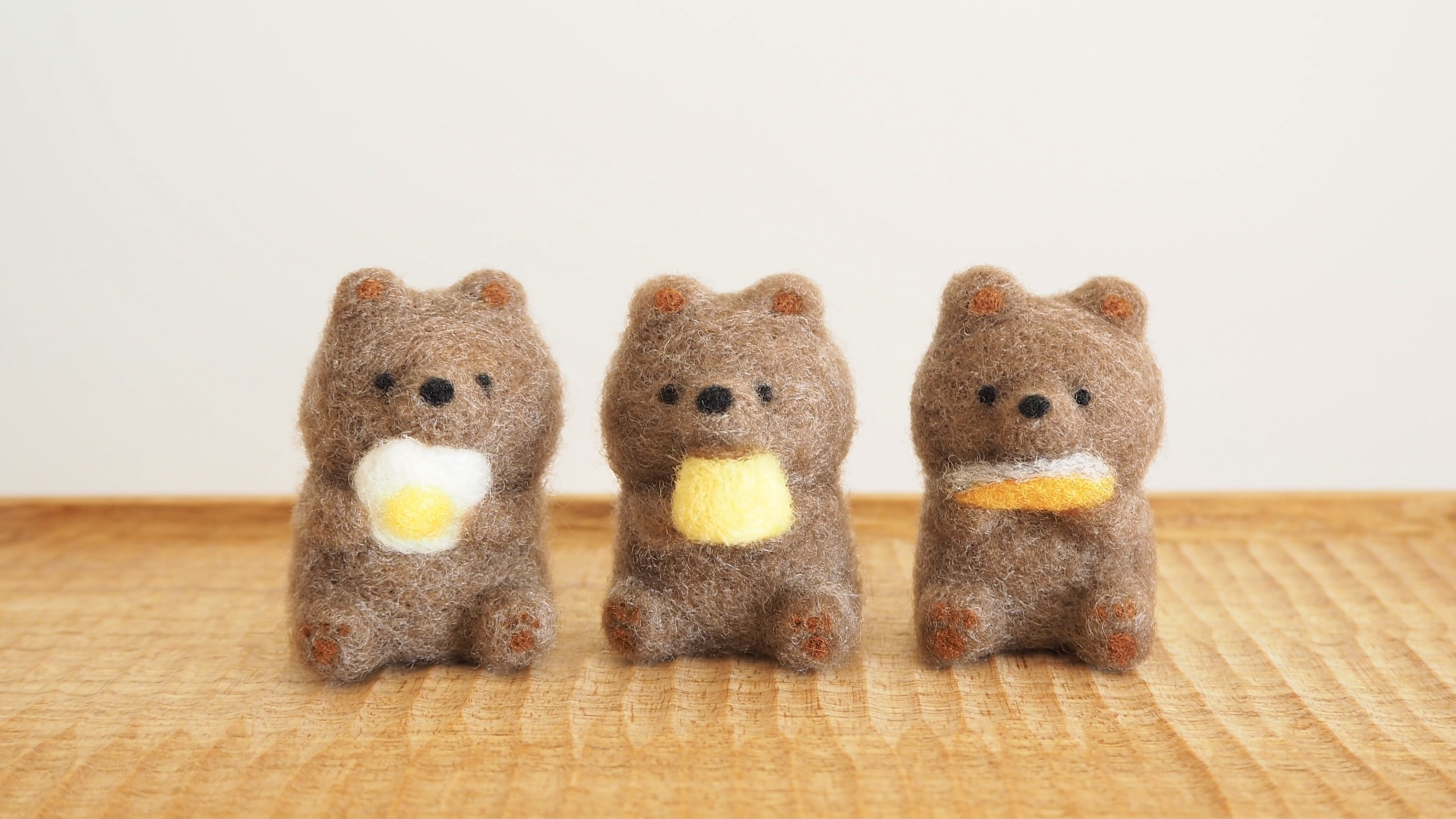 【サンプル】羊毛フェルト作品　木彫り熊
