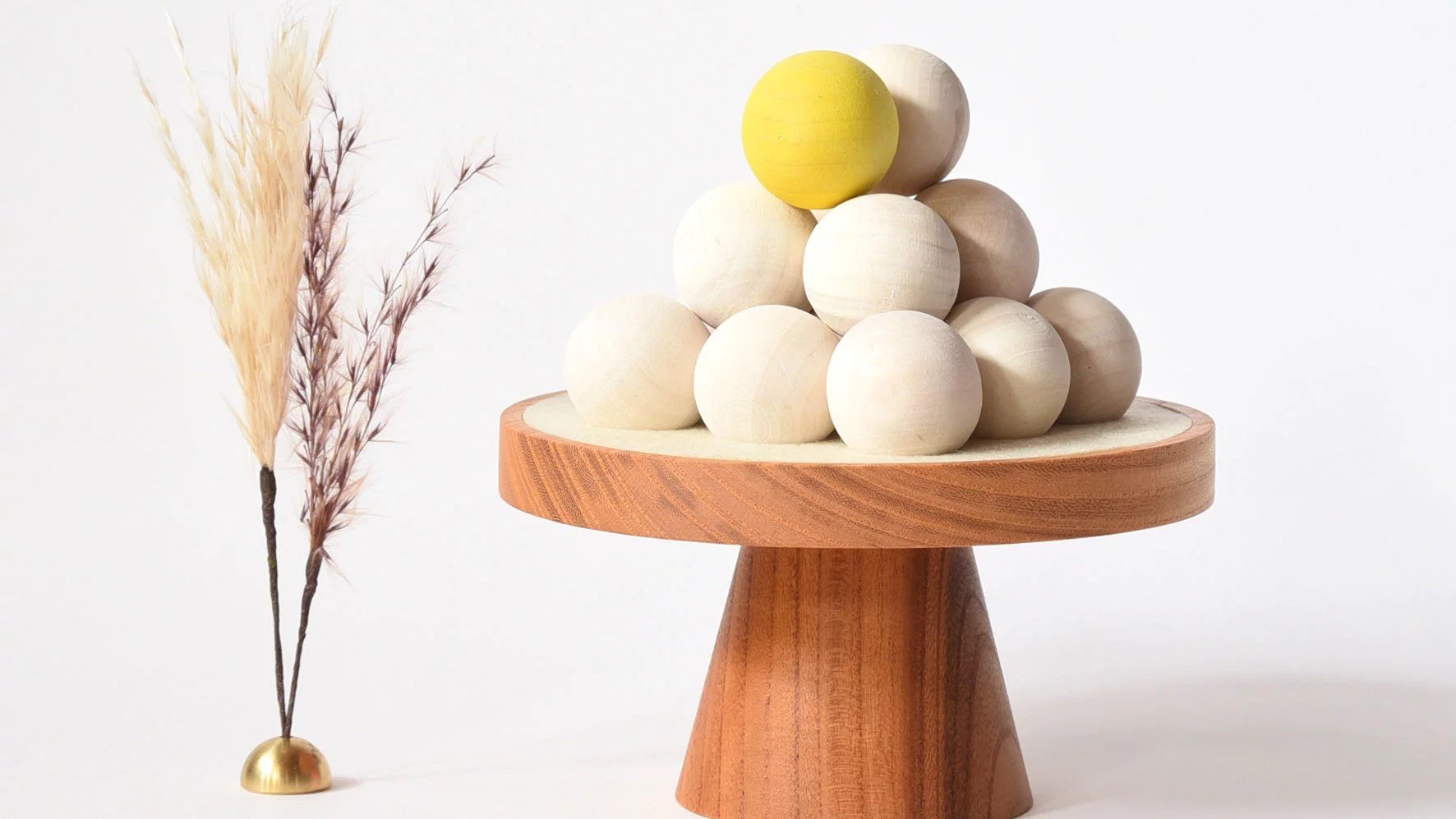 年に一度の十五夜に】お部屋に馴染む木製のお月見団子｜Creema SPRINGS