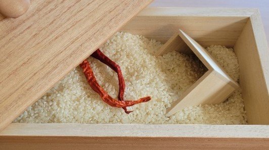 KUN M.SPRING　桐の米びつ 30キロ用 柿渋塗り 日本一の桐箱メーカーが作る、大人気「桐の米びつ」に新色が登場