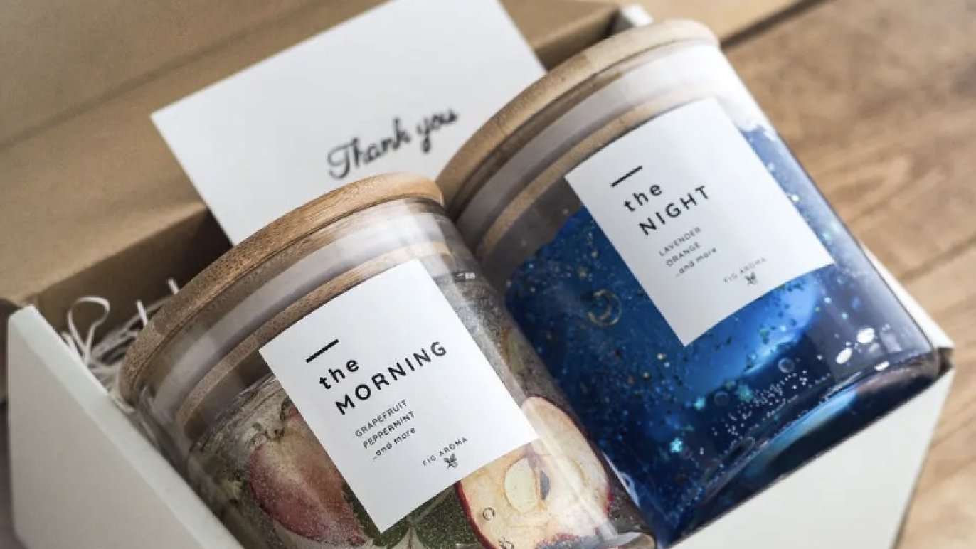 非売品❗️Cartier 夜空デザイン 皿 専用ボックス付き 非売品❗️Cartier 夜空デザイン 皿 専用ボックス付き 【公式通販】