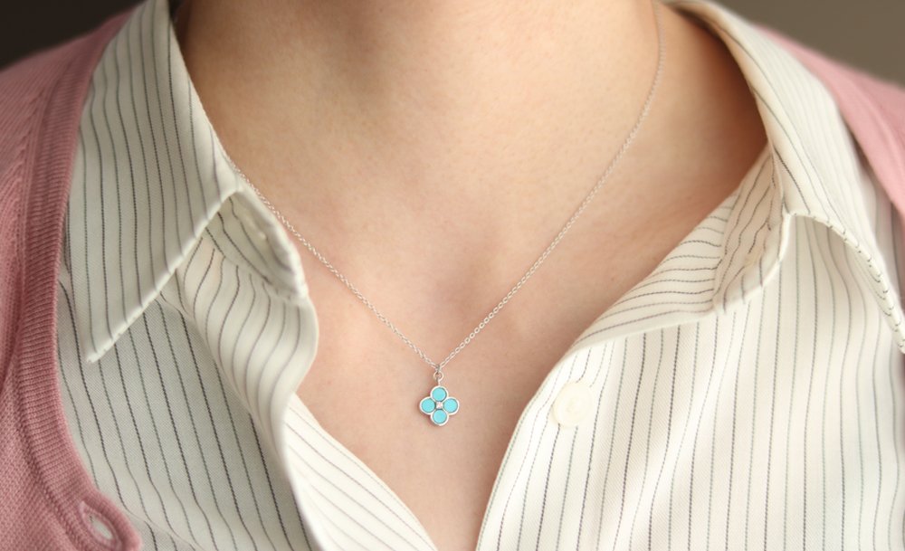 市場に出回らない希少石】無処理のスリーピングビューティー鉱山産