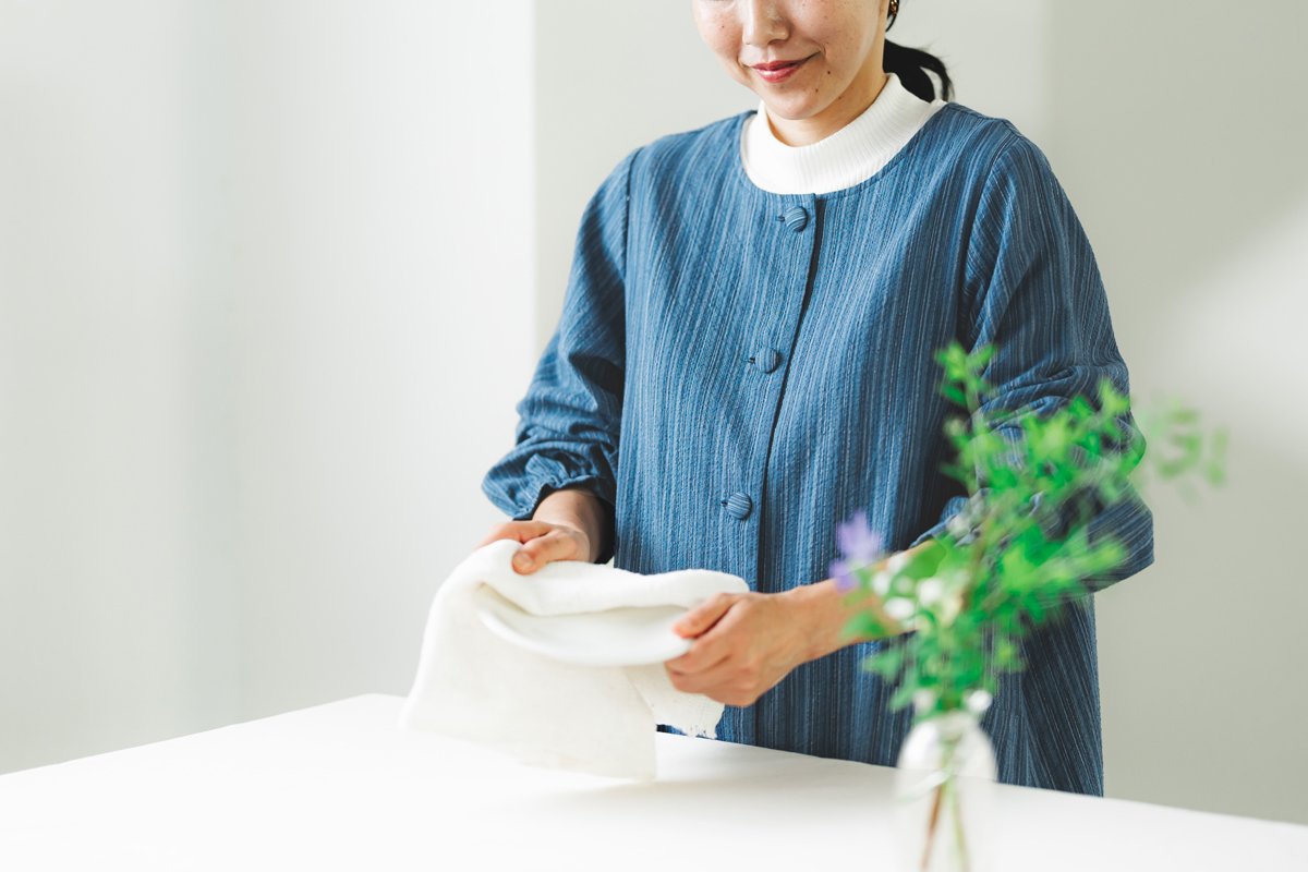 創業100年の老舗企業がおくるエプロン・ワンピース・羽織、3way