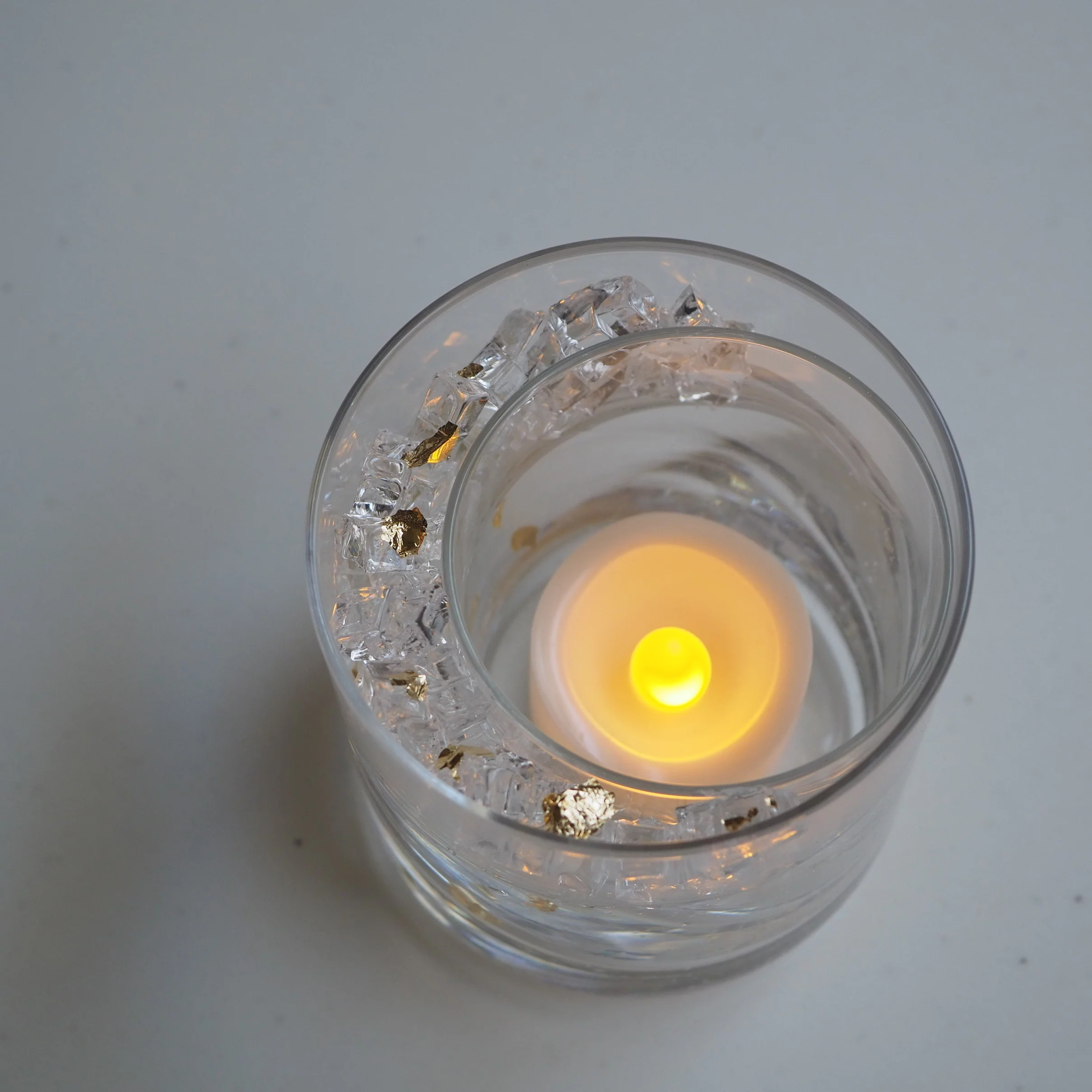 キャンドルを入れて灯りを灯すもの 【公式通販】