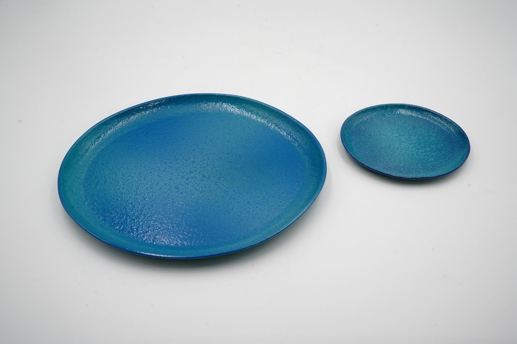 美しいトルコブルー。大切な人との縁を結ぶ『うつわむすび』。軽くて