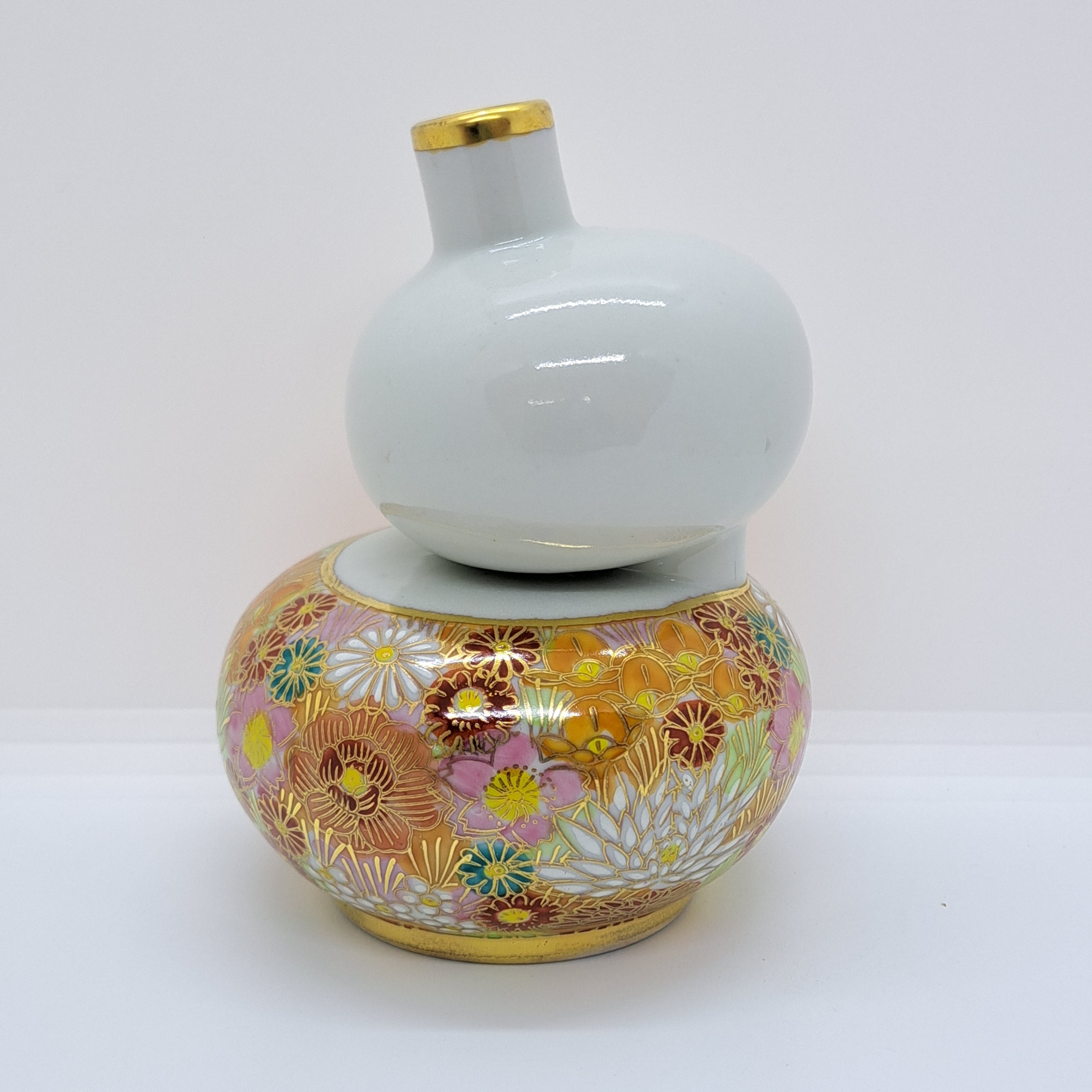 一輪添えれば、部屋が変わる。花詰九谷焼・瓢箪型一輪挿し｜Creema SPRINGS