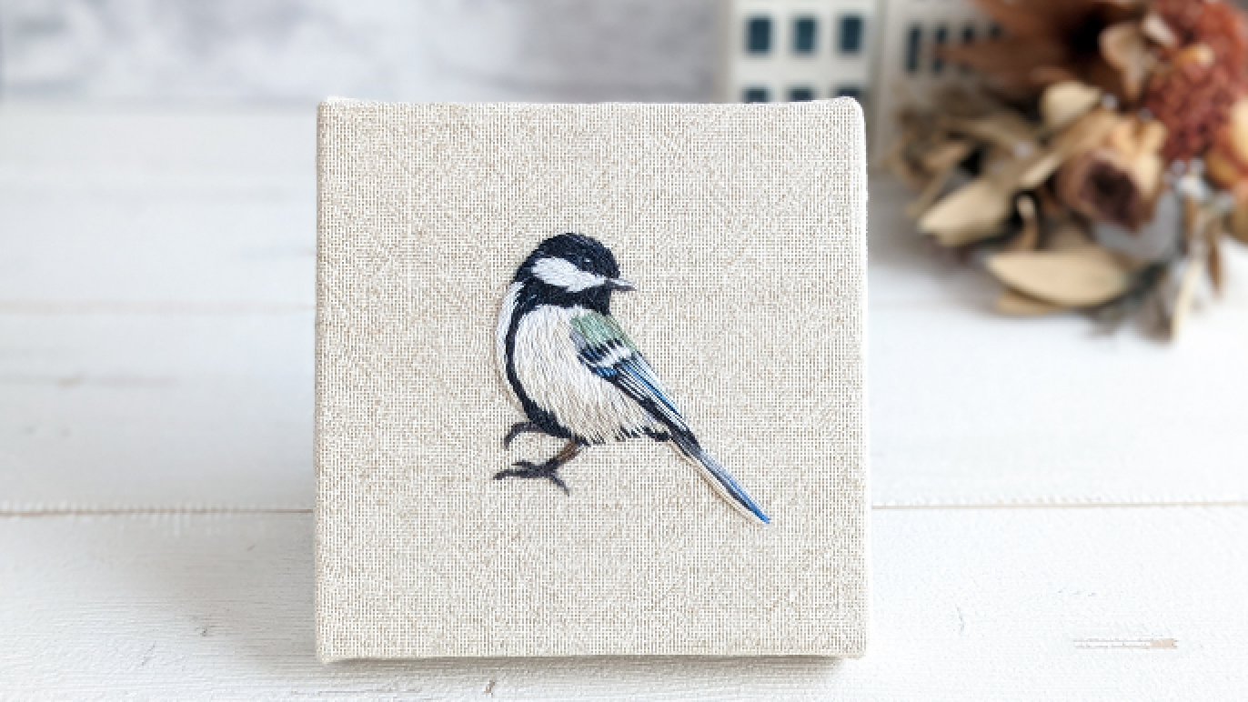 鳥柄　野鳥　刺繍　付下げ 楽天市場】野鳥 ツバメとクローバー 刺繍ワッペンシール 40×37mm