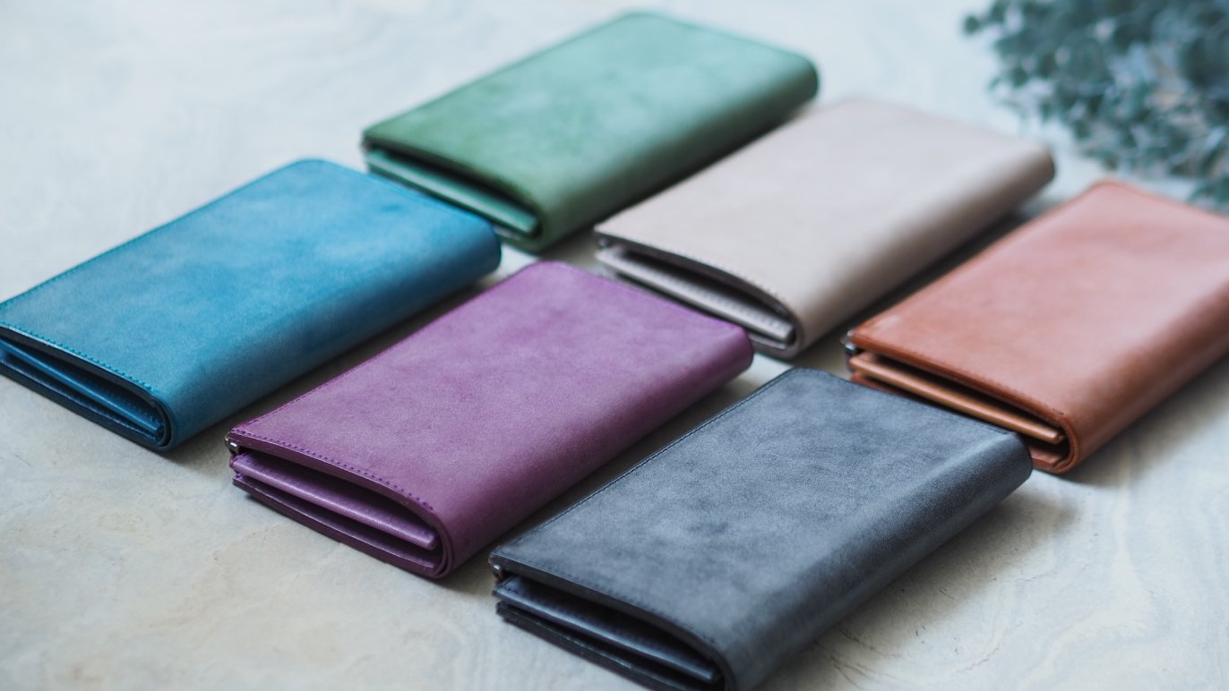 長財布ユーザー必見！【スマートキーが入る小さい長財布】これ一つで