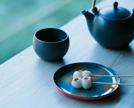 侘び寂びの色彩 iroikoi(いろいこい)” お部屋を彩る山中漆器の