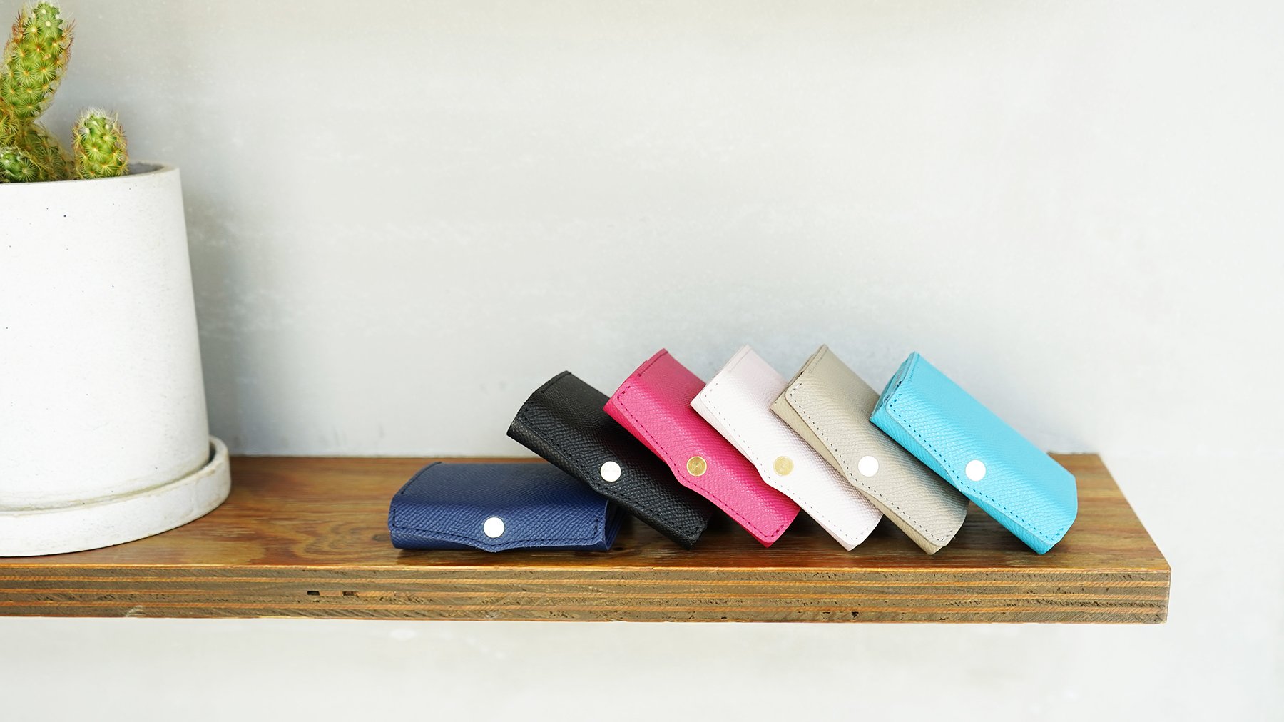 極小サイズで軽やかに！モタつかない秒速決済！カードサイズの