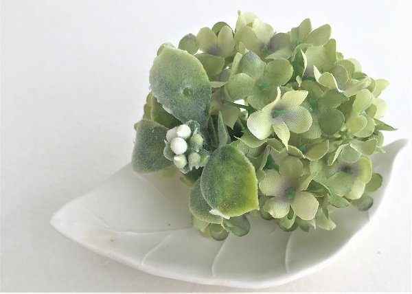 心に福を咲かせる「ミモザ、サクラ、アジサイ」花模様マグカップを届け