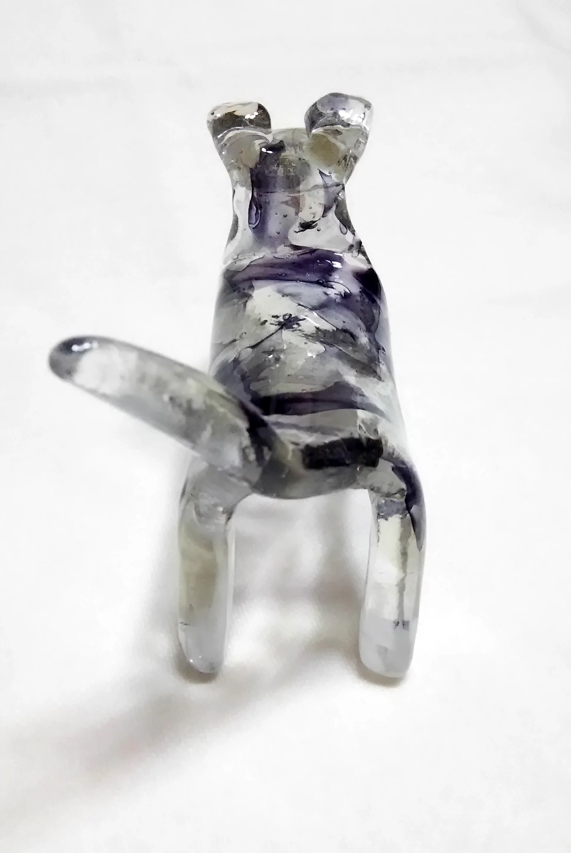 透明なガラスで、手のひらサイズの犬や猫をお届けします｜Creema