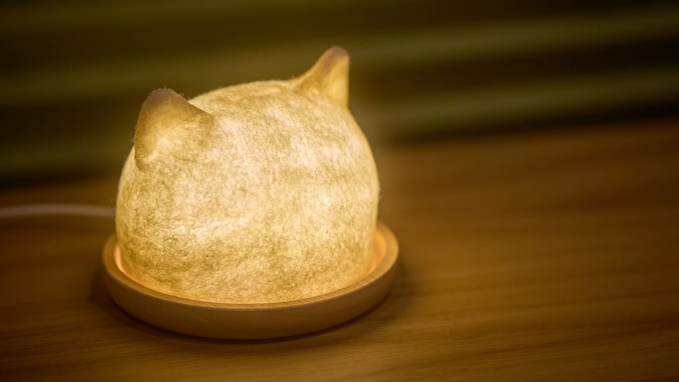 癒やしの灯り 羊毛のこねこランタン・しろねこランプ｜Creema SPRINGS