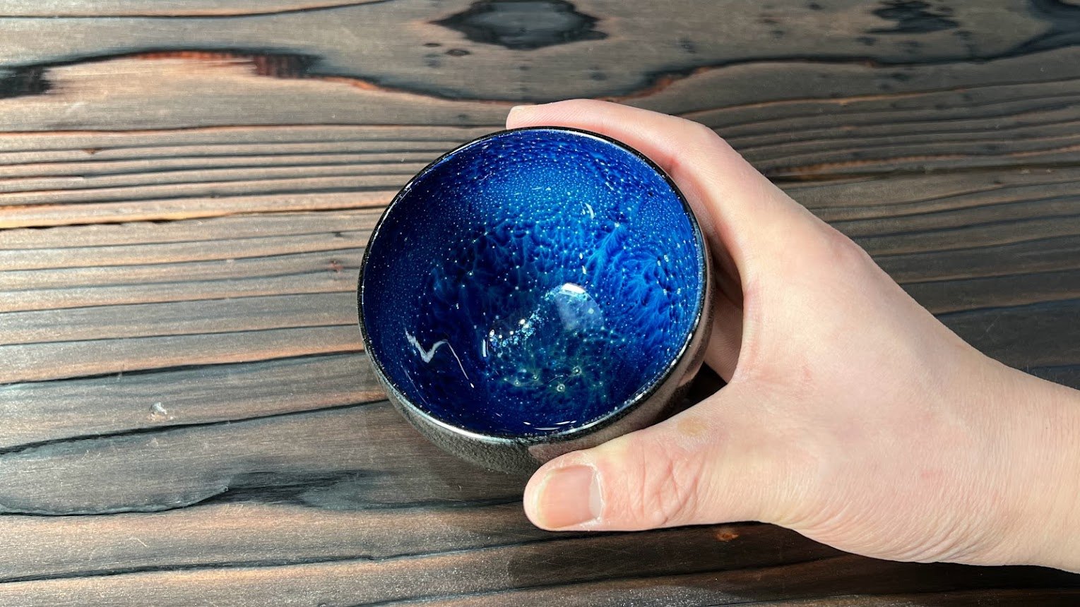 宇宙を楽しむ器 ”アイリス” 10年の歳月を掛けて確立した奇跡の宇宙模様