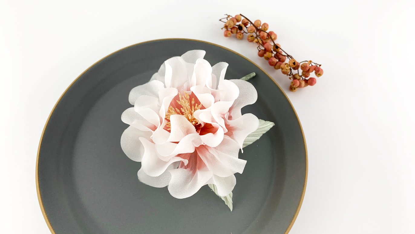 布花作品♡アレンジ （⁂布花⁂ ハギレで作る可愛い花の作り方 How