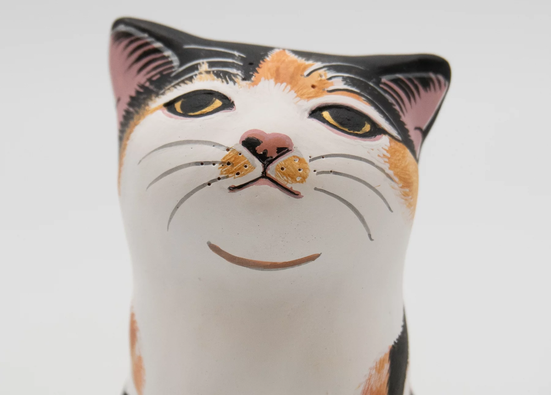 東京藝大卒アーティスト エサシトモコが手がける、新作木彫作品「天馬