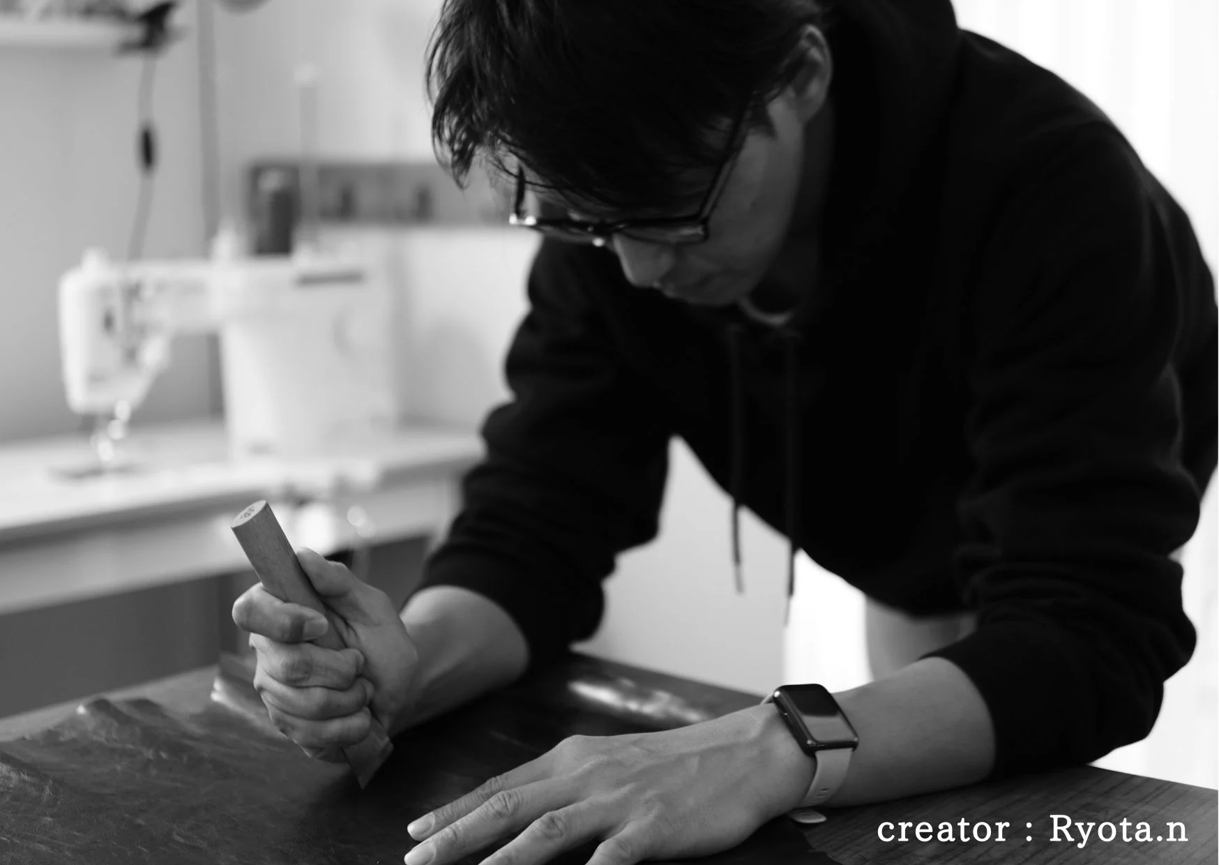TENBOX レザー マネークリップ esen hyronworks（独自構造でまるでお札 