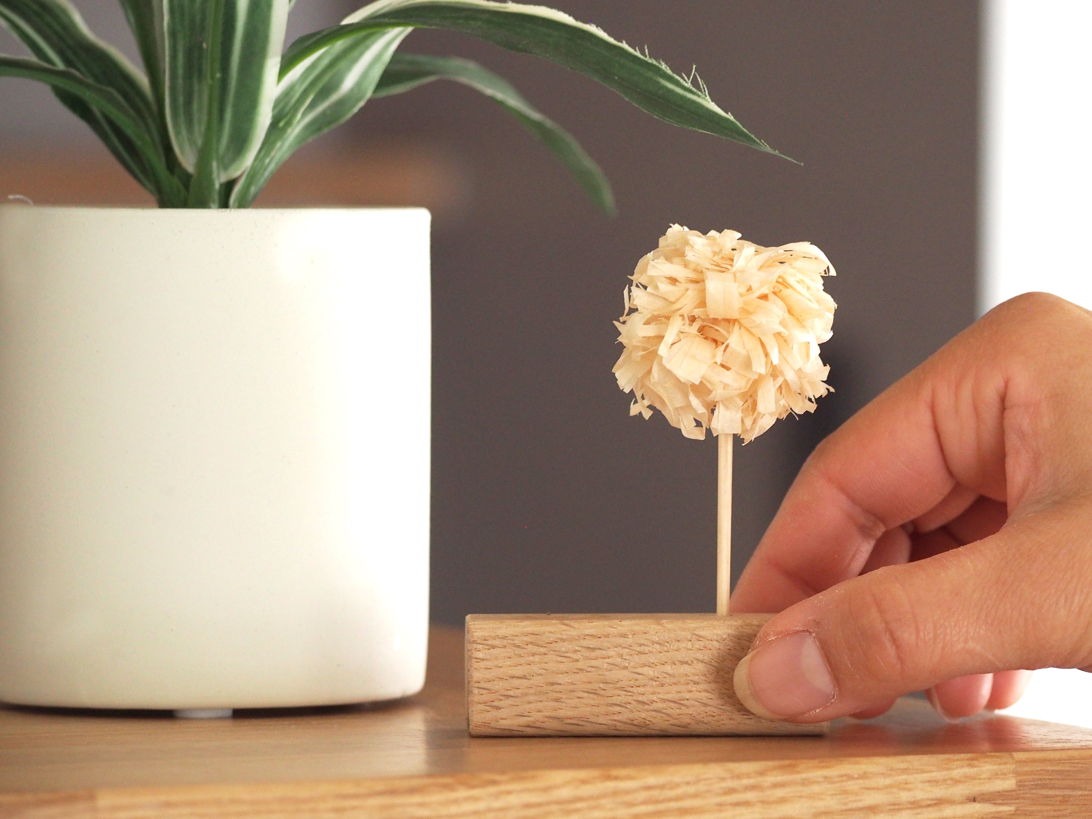 東濃ひのきのかんなくず”でつくるディフューザー～就労継続支援B型の