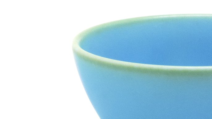 陶芸家 青木良太のキラキラした星空のような器 “スターブルー”シリーズ