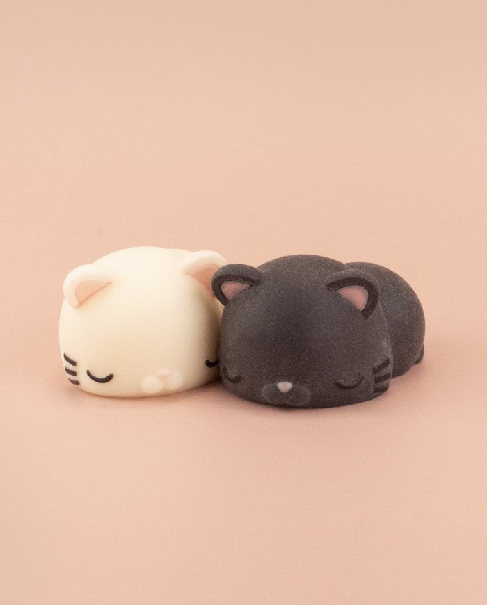 デスクワークのお友達「もにまるず」の新作をみんなでもにもに｜Creema