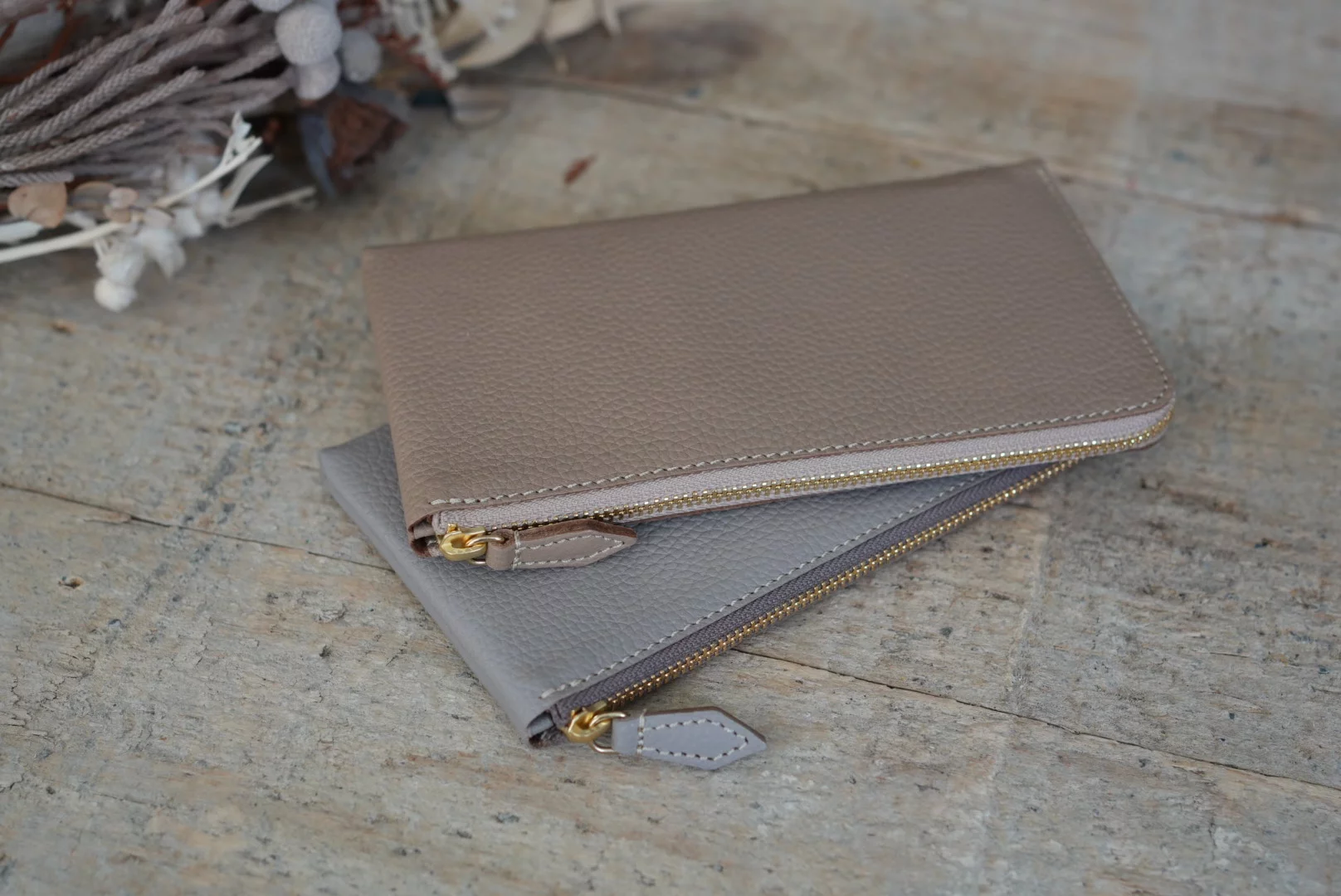 オンライン初登場】理想を叶えるフラットウォレット「SLAIR」中身を