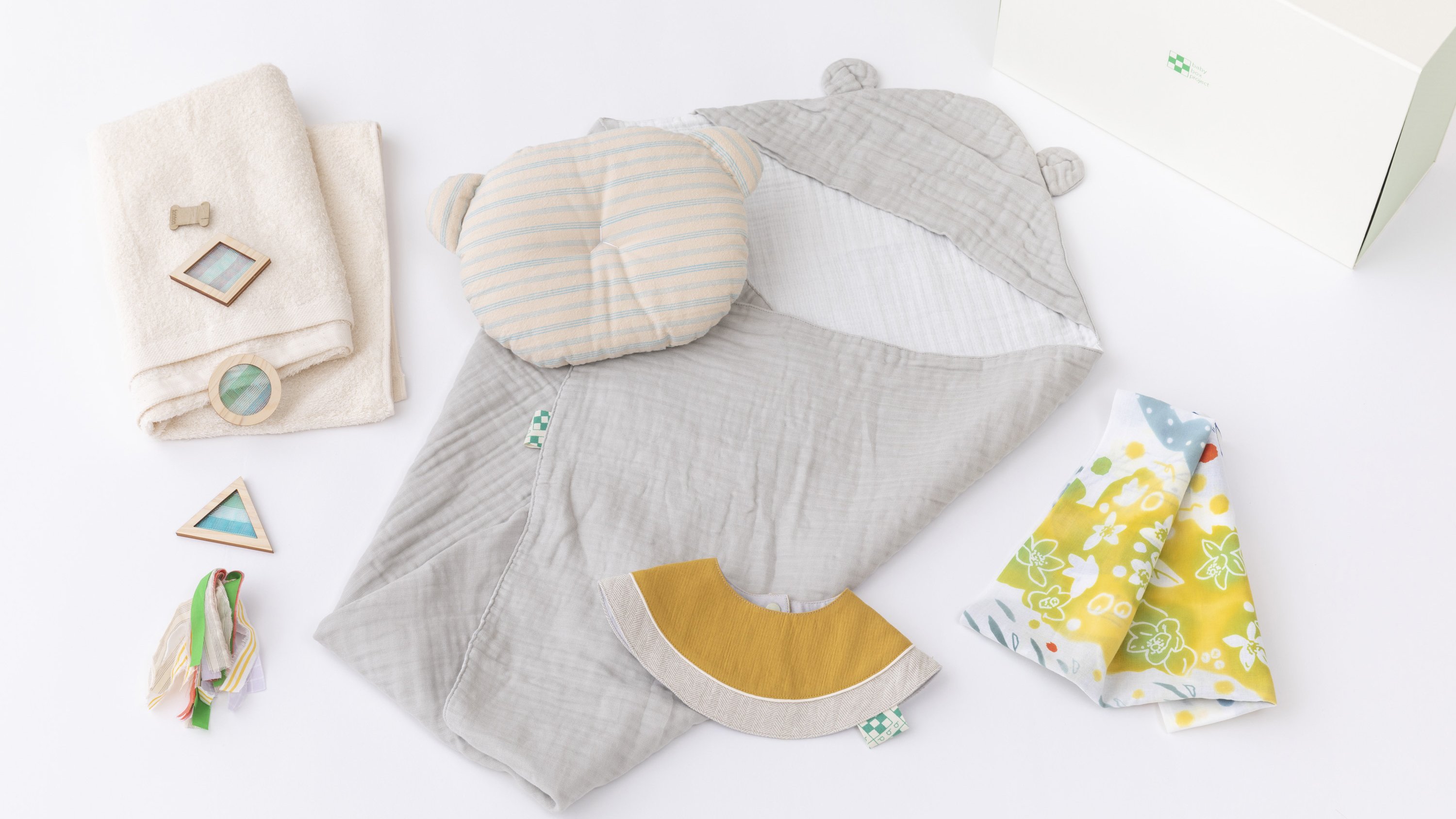 浜松の遠州織物でつくった赤ちゃん用品セット 『はままつ BABYBOX』を