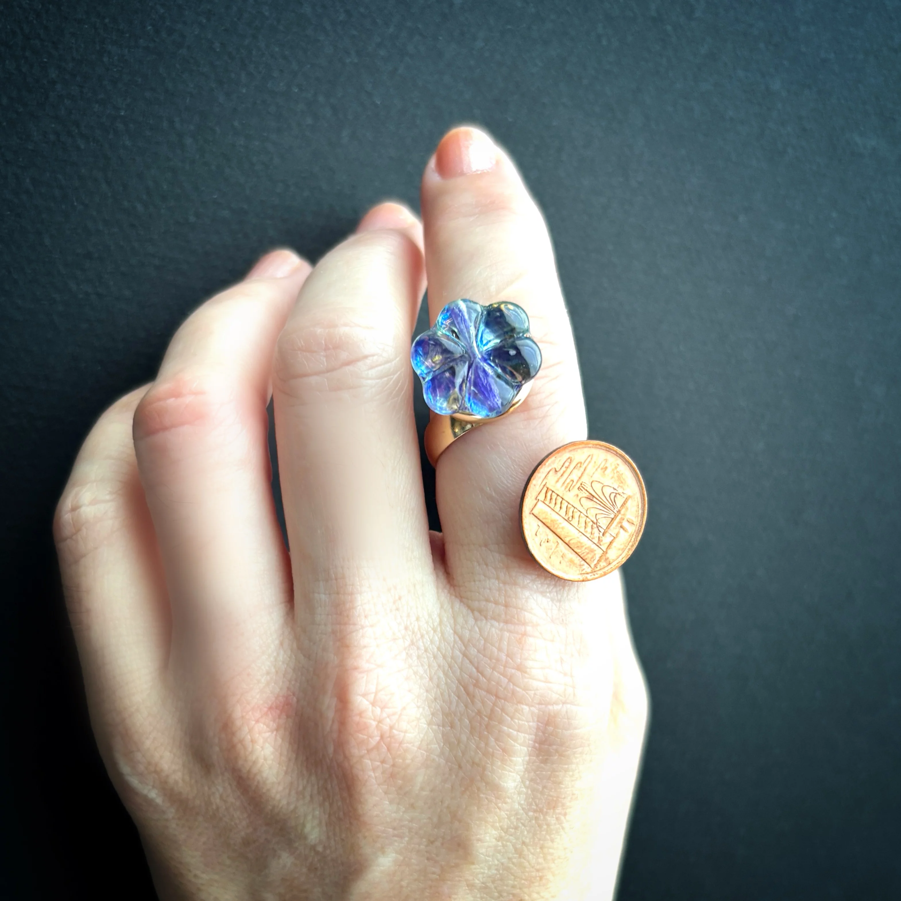 ファッションデザイナーが考えた ニット針もぱちっとくっつく 音琴