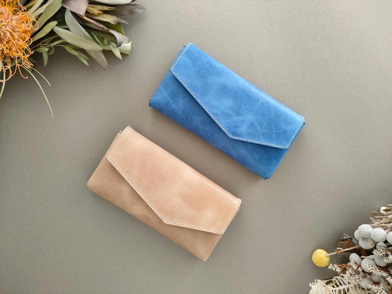 重ねて収納上手、かさばらない長財布「STACK Wallet」【オンライン初