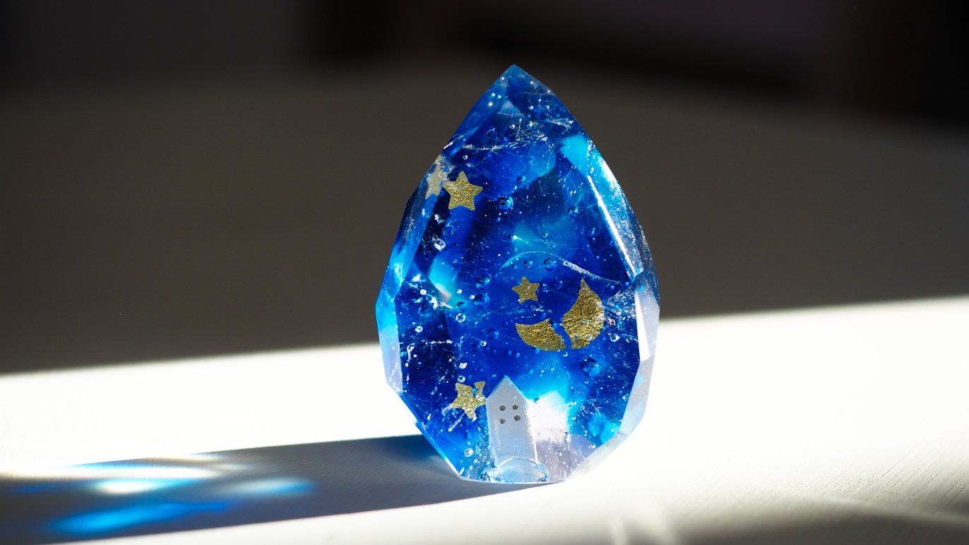 みんなと一緒に作りたい！コロロ硝子 林彩加 【記憶のまち】の