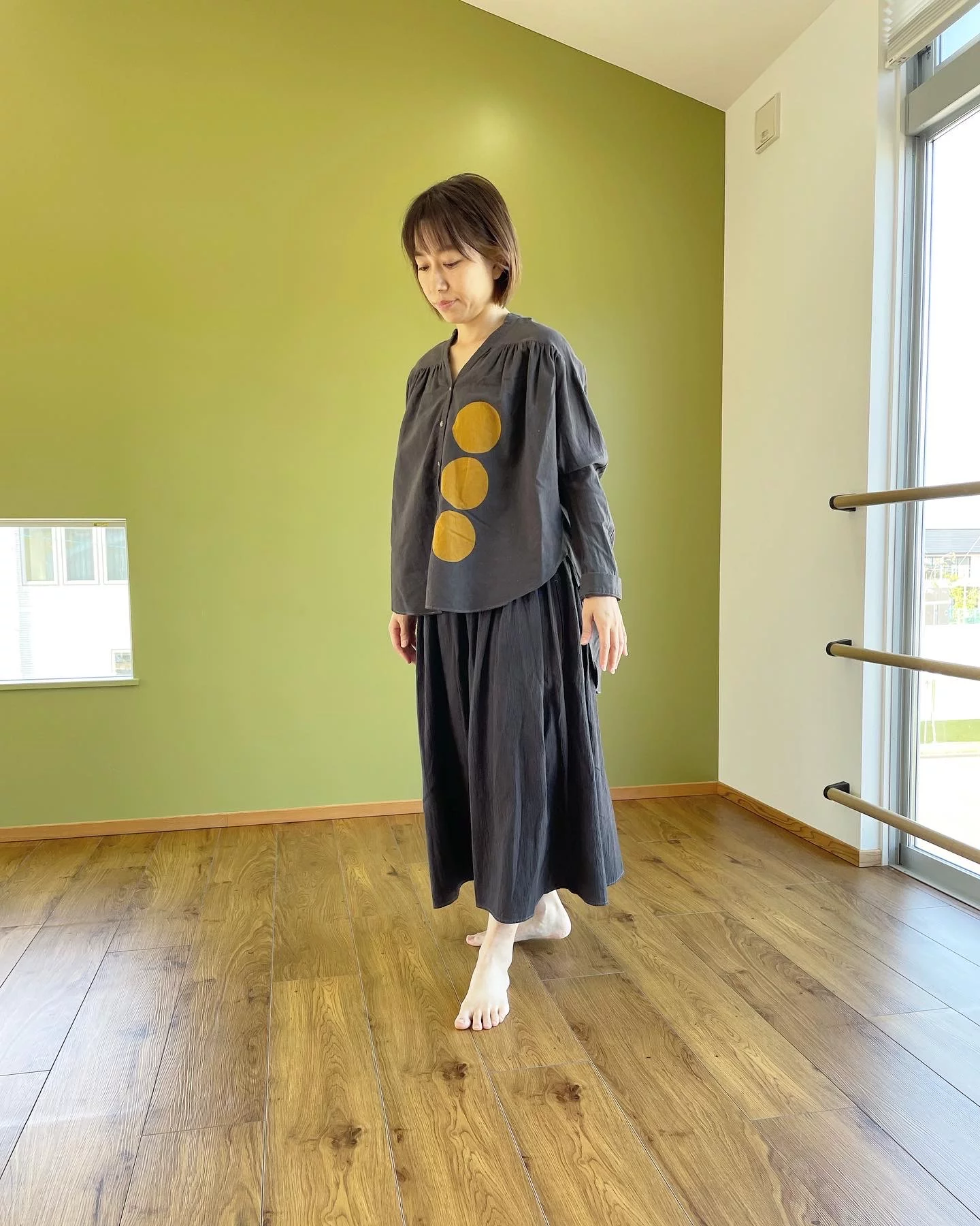 ネップミックスダンガリー × 駿河和染 世代を超えて愛される一着