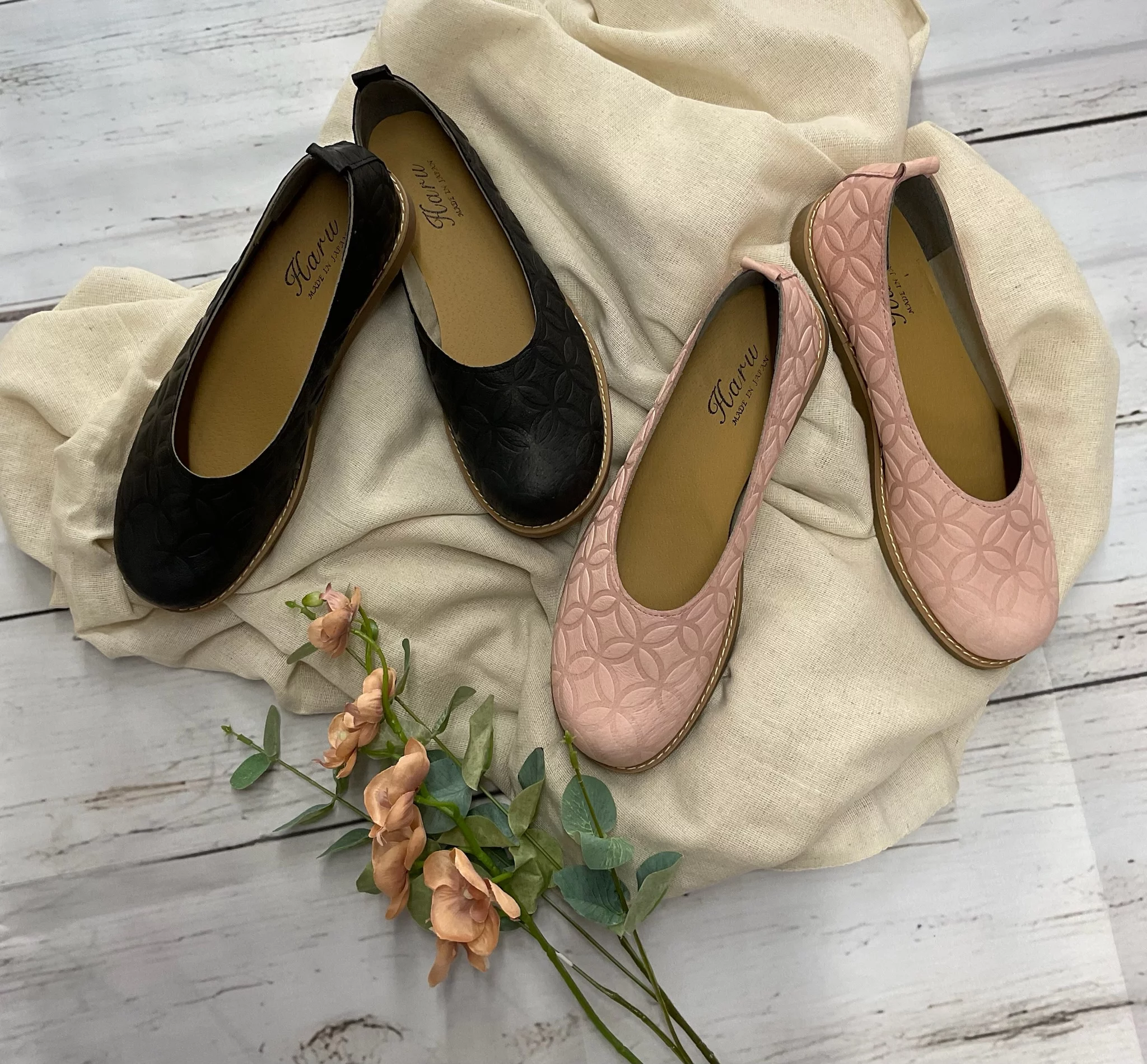 Pig Skinのカラフルな「七宝柄」デザインの