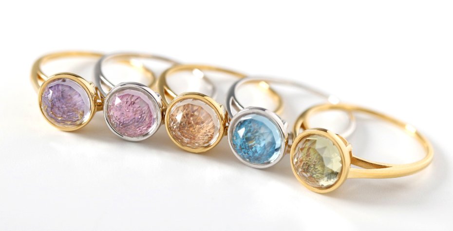 特許技術】を応用した新商品！今までにない華やかな煌めきを放つ