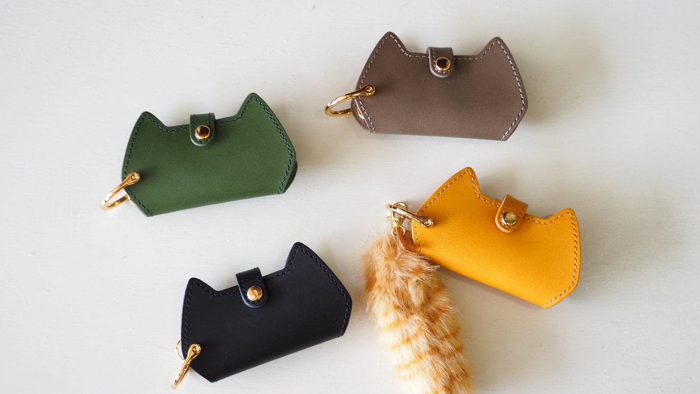 ネコ出品 さりげなく、上品に。大人のための本革ネコグッズ。｜Creema SPRINGS