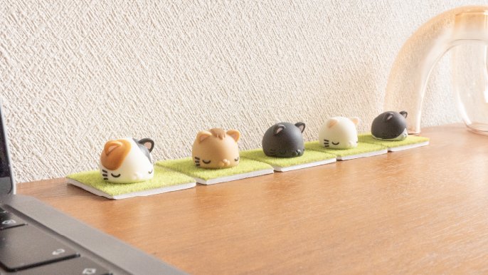 デスクワークのお友達「もにまるず」の新作をみんなでもにもに