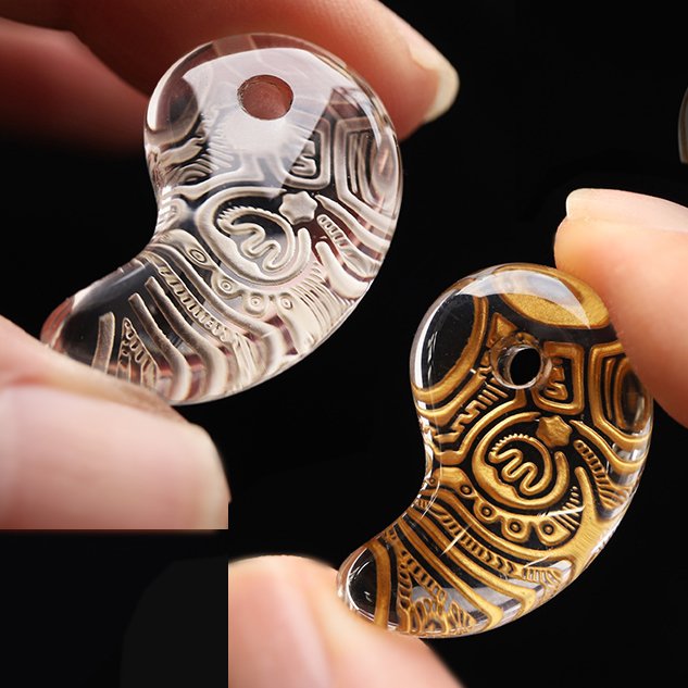 纏う意志、語る勾玉－歴史の息吹と素材の魅力を宿した4種のストーン