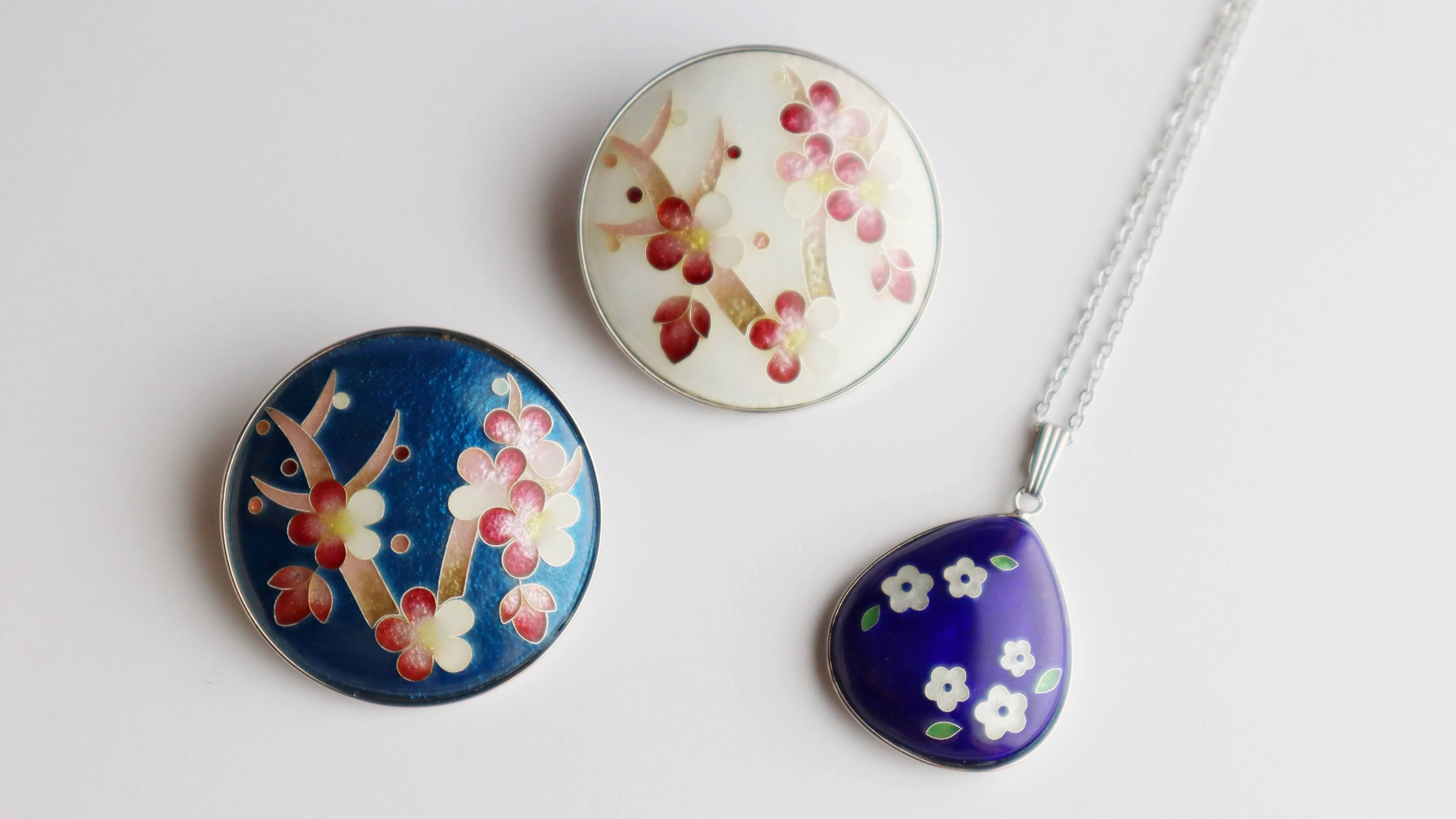 【焼印63本！】日本の歳時記と縁起物とかわいい動物【販売終了レア品揃い】 切手・趣味の通信販売｜スタマガネット 令和4年用年賀「川崎巨泉画