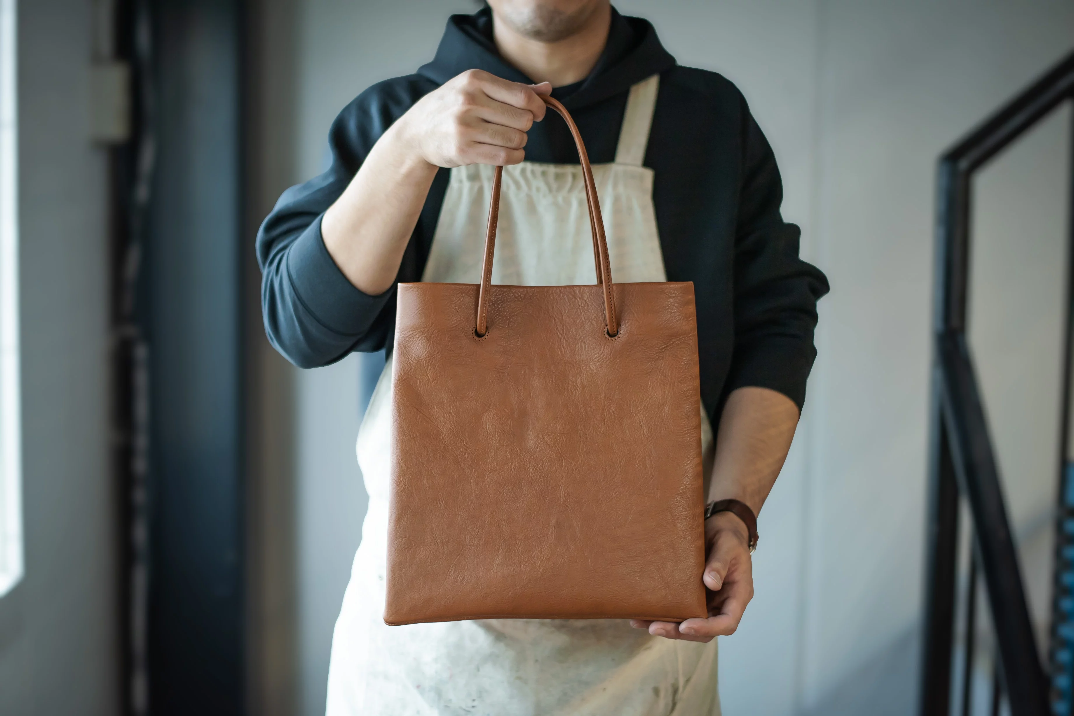 新進工房の大人気シリーズ！ 革職人が本気で作る！ フルベジタブル 
