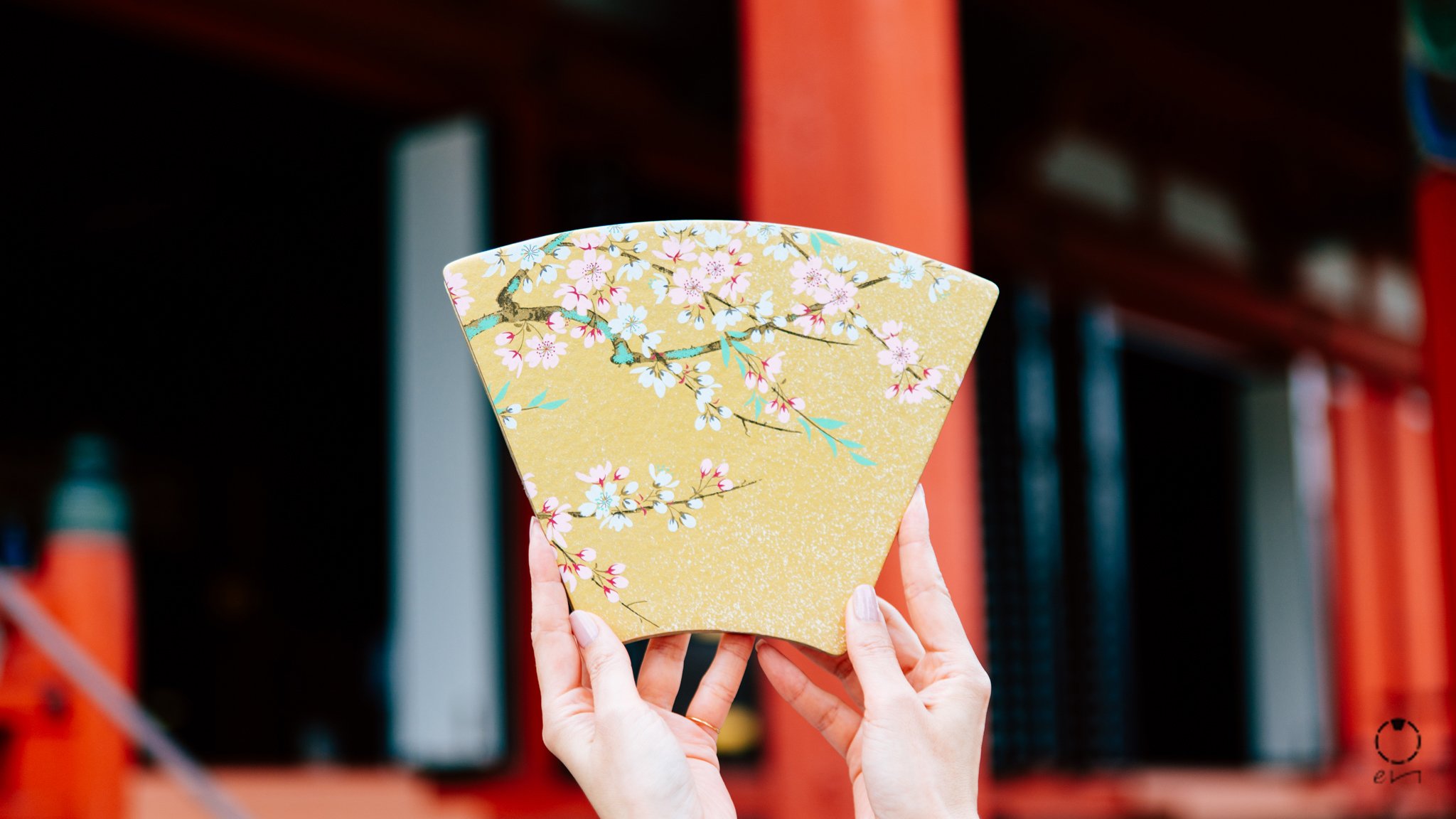 京扇子の技術と想いを詰め込んだ「御朱印帳“eN~縁~”」を知って