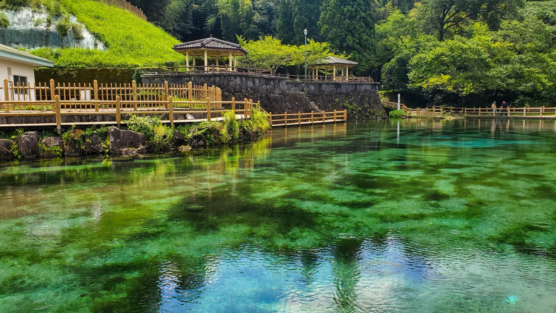 おうちのおふろで温泉気分！体をじんわりあたためる溶岩スパ｜Creema