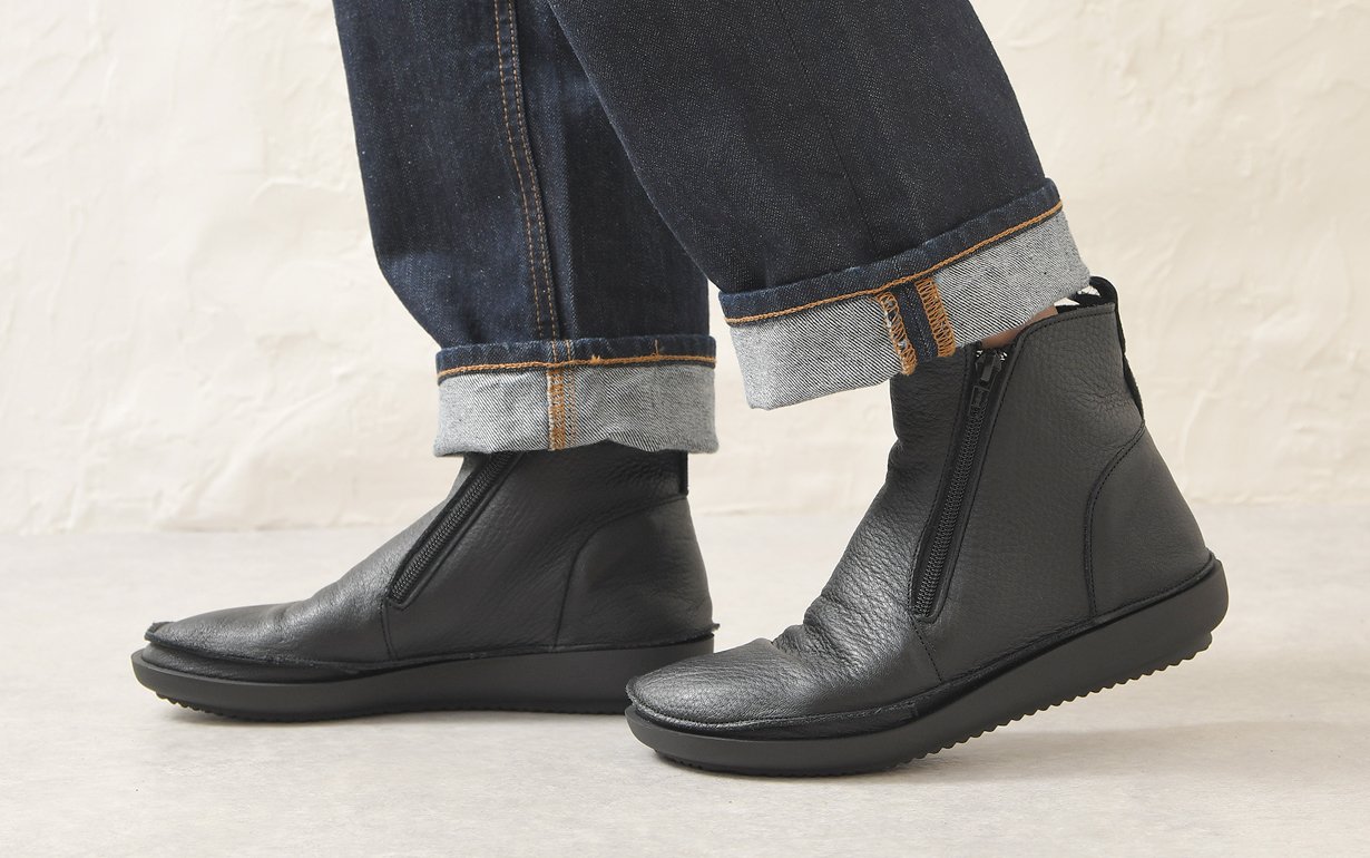 革のカシミヤ・鹿革】締め付けない快適さ。履き替え不要のドライビング