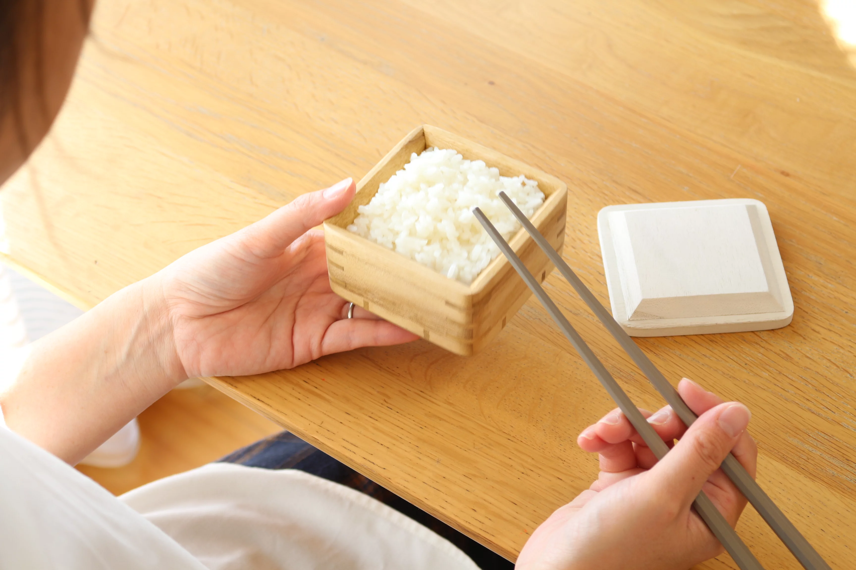 冷凍ご飯がまるで炊き立て。桐一筋33年、冷凍・解凍も茶碗になる｜桐の