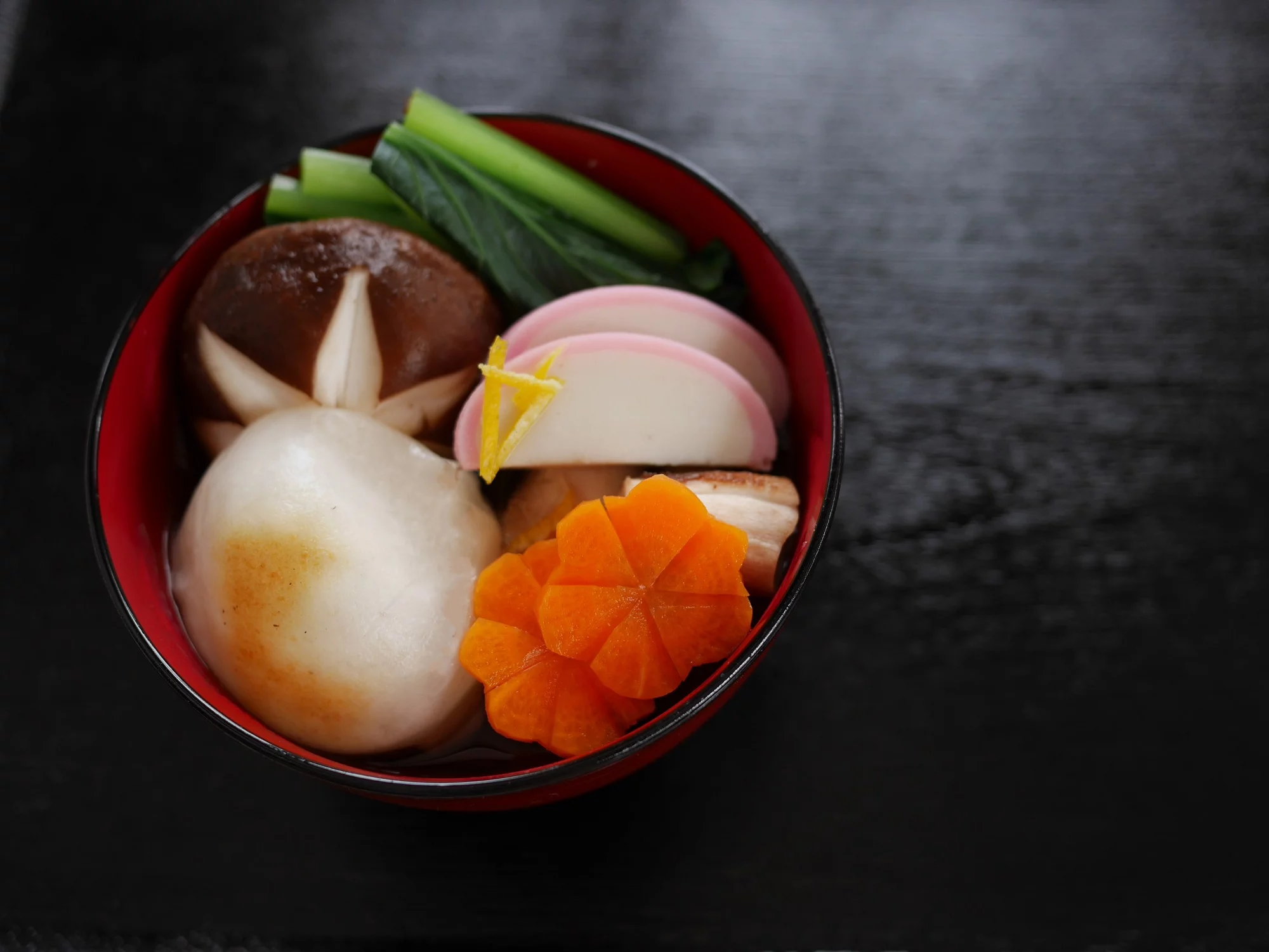 つき立てのお餅の美味しさを知って欲しい！厳選した3種のもち米で作る