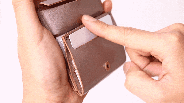 BELLVO SHUTTO~QUARTET~ 本革レザー薄型財布+キーカバー ワンアクションで使える 超スマート 財布 SHUTTO QUARTET