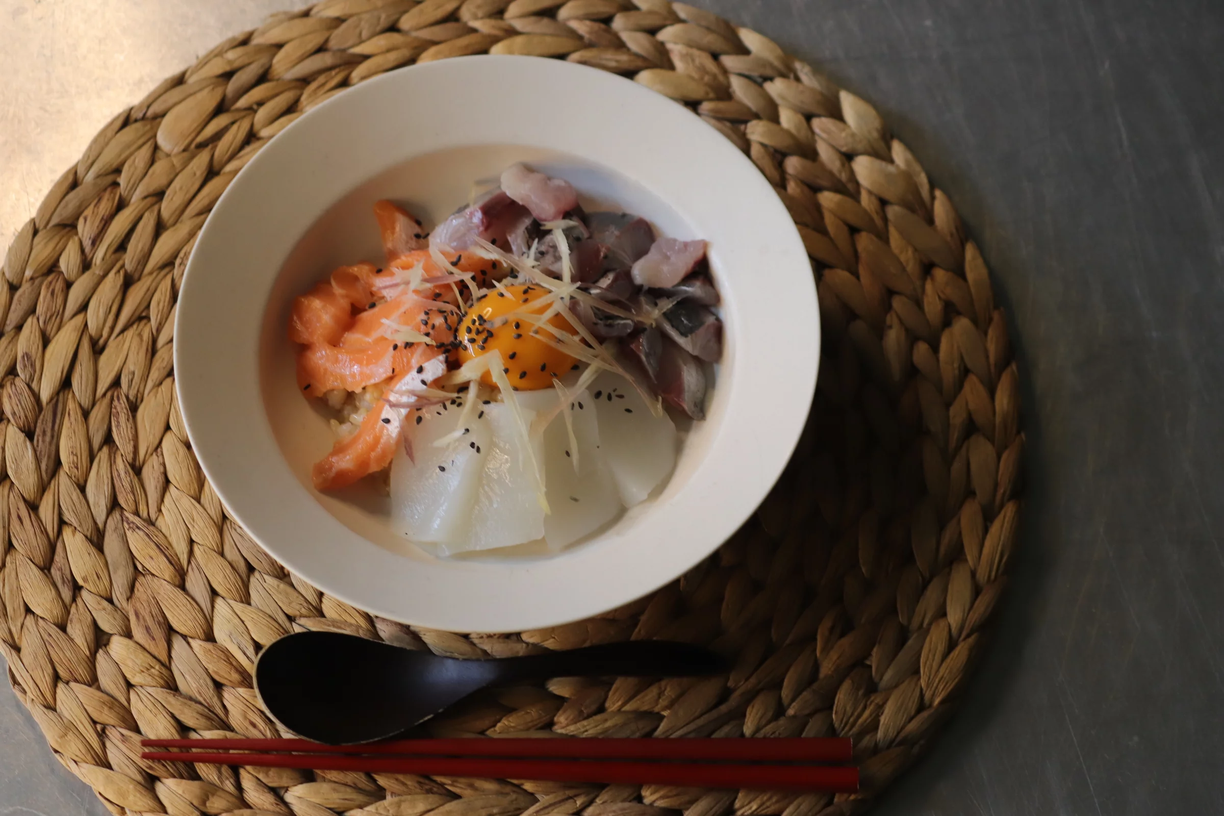 陶芸家 青木良太がお届けする、20年の試作と研究が形になった料理を