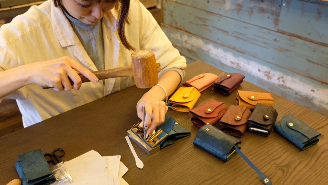 Coin Wallet4 大切なもの入れ・コインキャッチャー財布とキーケースを一つに｜Creema SPRINGS