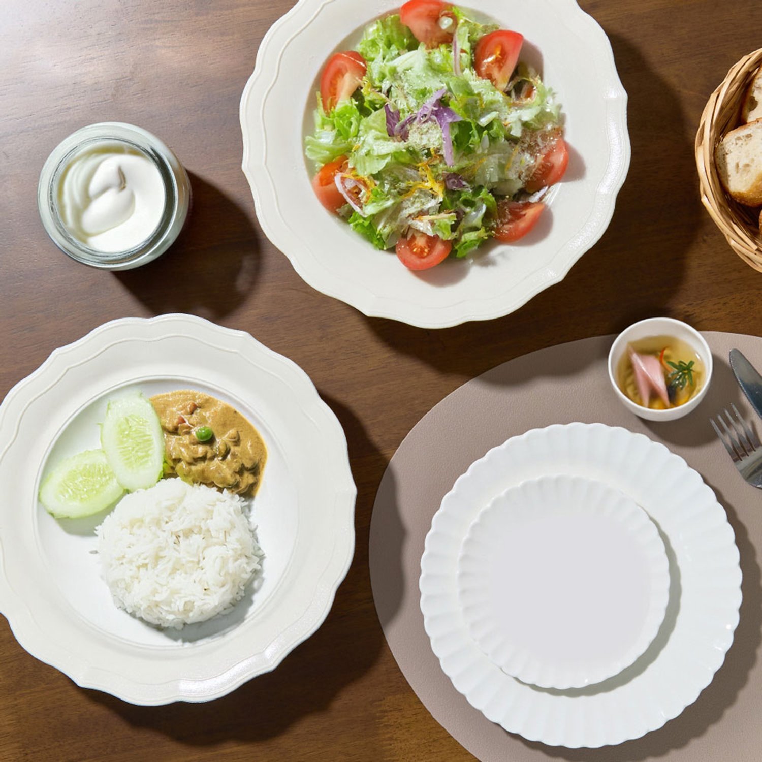 焼く・煮る・蒸す」これ1つでOK 調理後そのまま食卓へ！便利な花リム